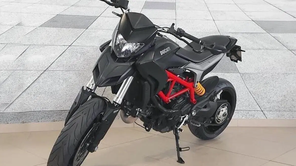 Ducati Hypermotard 821 (2013 - 15)  (2)