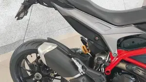 Ducati Hypermotard 821 (2013 - 15)  (8)