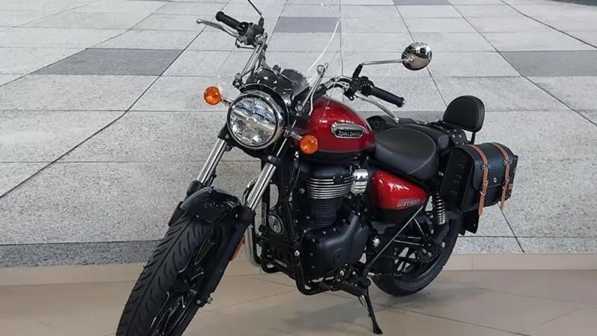 Royal Enfield Meteor 350 (2021 - 26)  (2)