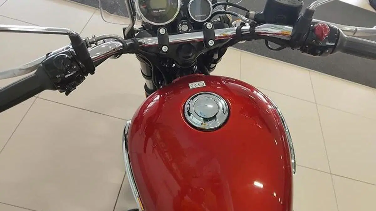 Royal Enfield Meteor 350 (2021 - 26)  (6)