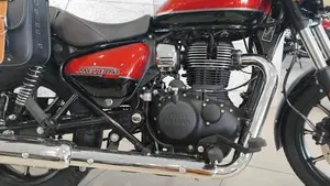 Royal Enfield Meteor 350 (2021 - 26)  (7)