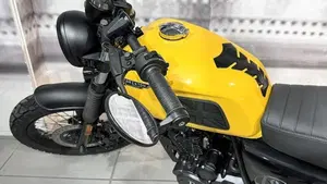 Brixton Motorcycles Cromwell 125 CBS (2021 - 26)  (4)