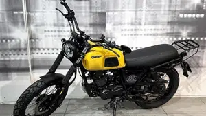 Brixton Motorcycles Cromwell 125 CBS (2021 - 26)  (6)