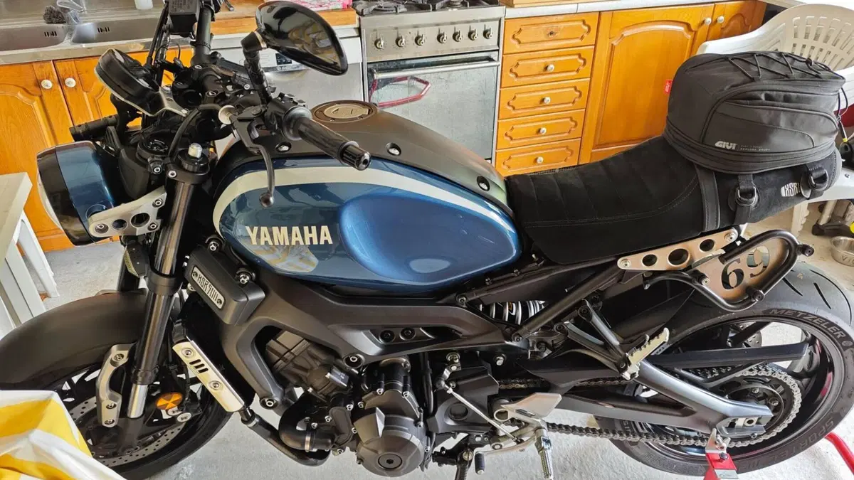 Yamaha XSR 900 ABS (2016 - 20)  (3)