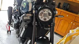 Yamaha XSR 900 ABS (2016 - 20)  (5)