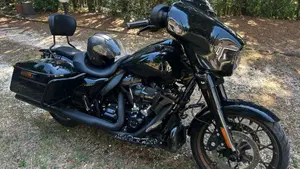 Harley-Davidson Street Glide ST (2022 - 23)  (18)