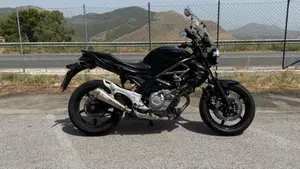 Suzuki Gladius 650 SFV (2009 - 15) 