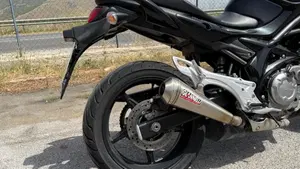 Suzuki Gladius 650 SFV (2009 - 15)  (13)