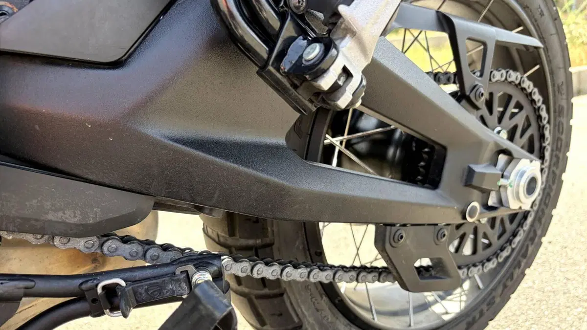 Ducati DesertX (2022 - 25)  (15)