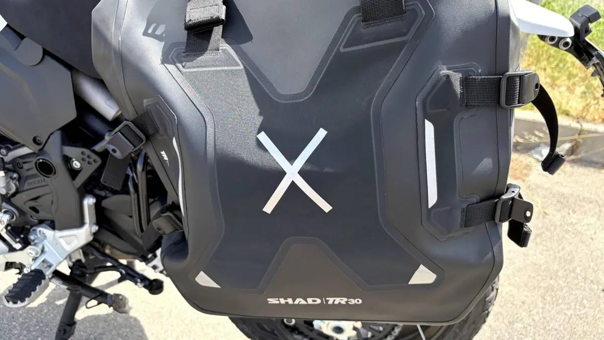 Ducati DesertX (2022 - 25)  (19)