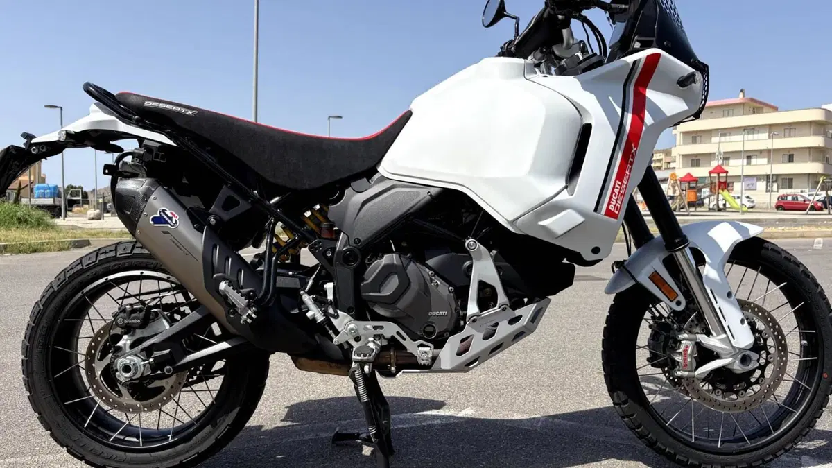 Ducati DesertX (2022 - 25)  (2)