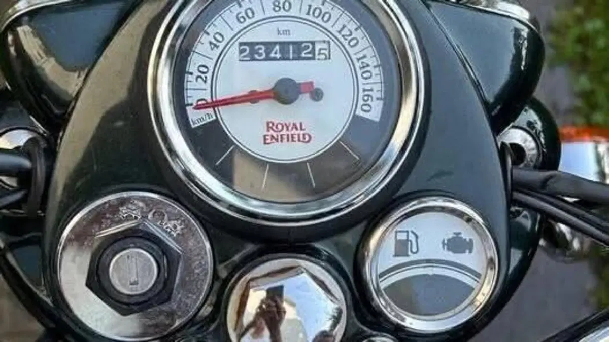 Royal Enfield Classic 500 EFI - Chrome (2017 - 20)  (7)
