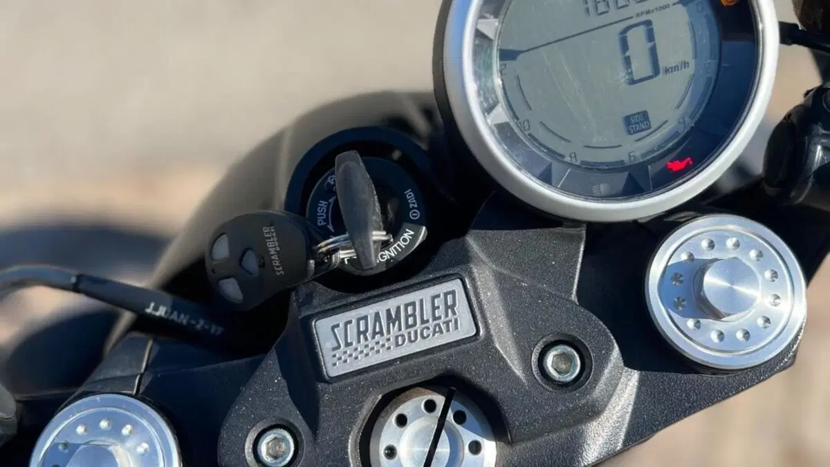 Ducati Scrambler 800 Cafè Racer (2017 - 21)  (4)