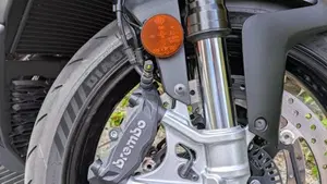 Aprilia Tuono 660 (2021 - 25)  (3)