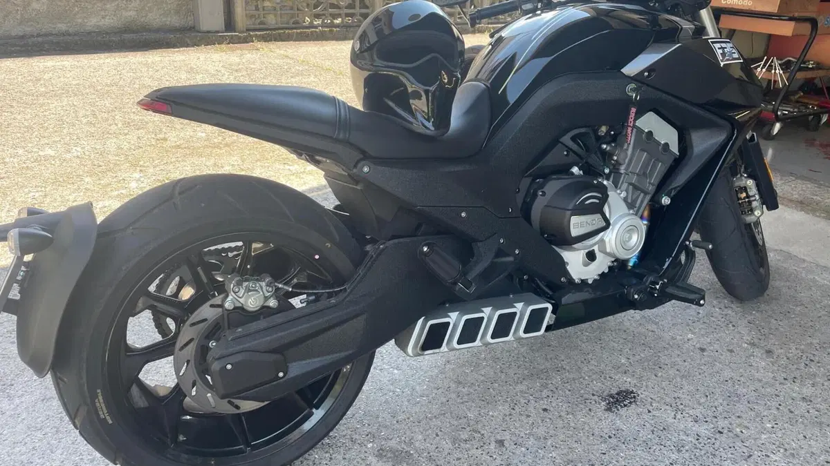 Benda Motorcycles LFC 700 (2024 - 26)  (4)