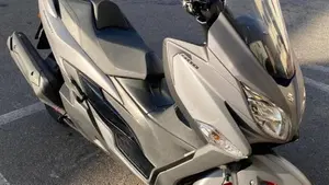 Suzuki Burgman AN 400 (2017 - 20)  (2)