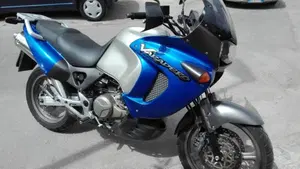 Honda Varadero 1000 (1999 - 02)  (3)