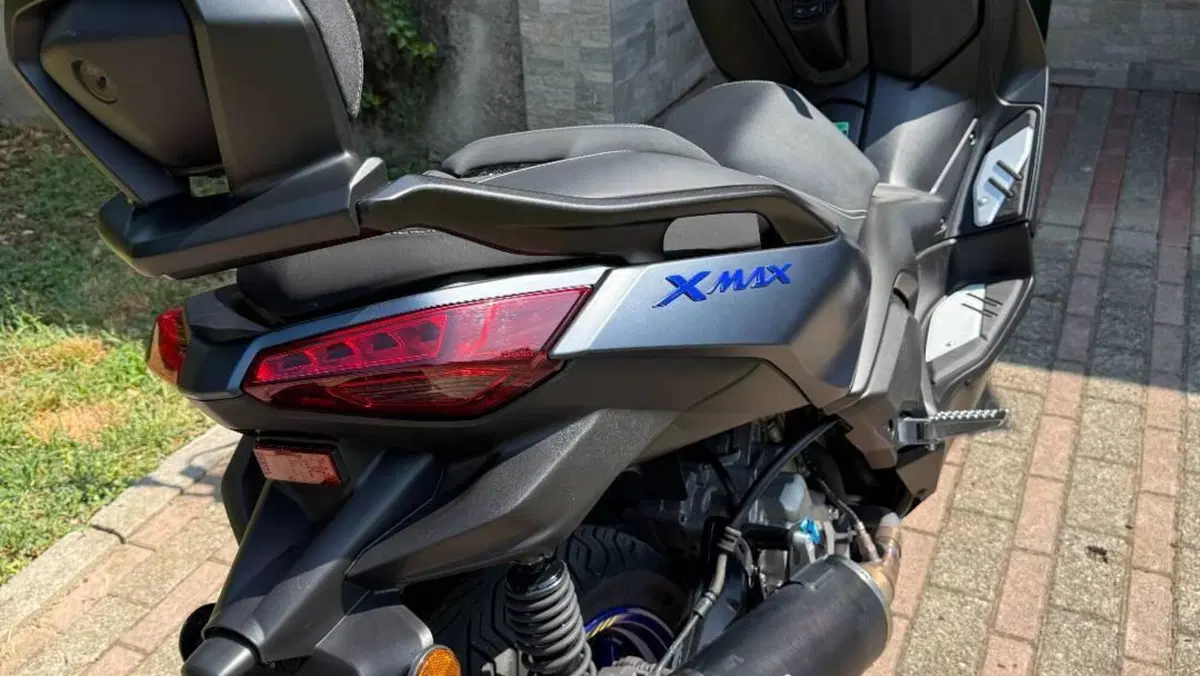 Yamaha X-Max 300 (2021 - 24)  (4)