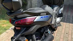Yamaha X-Max 300 (2021 - 24)  (4)