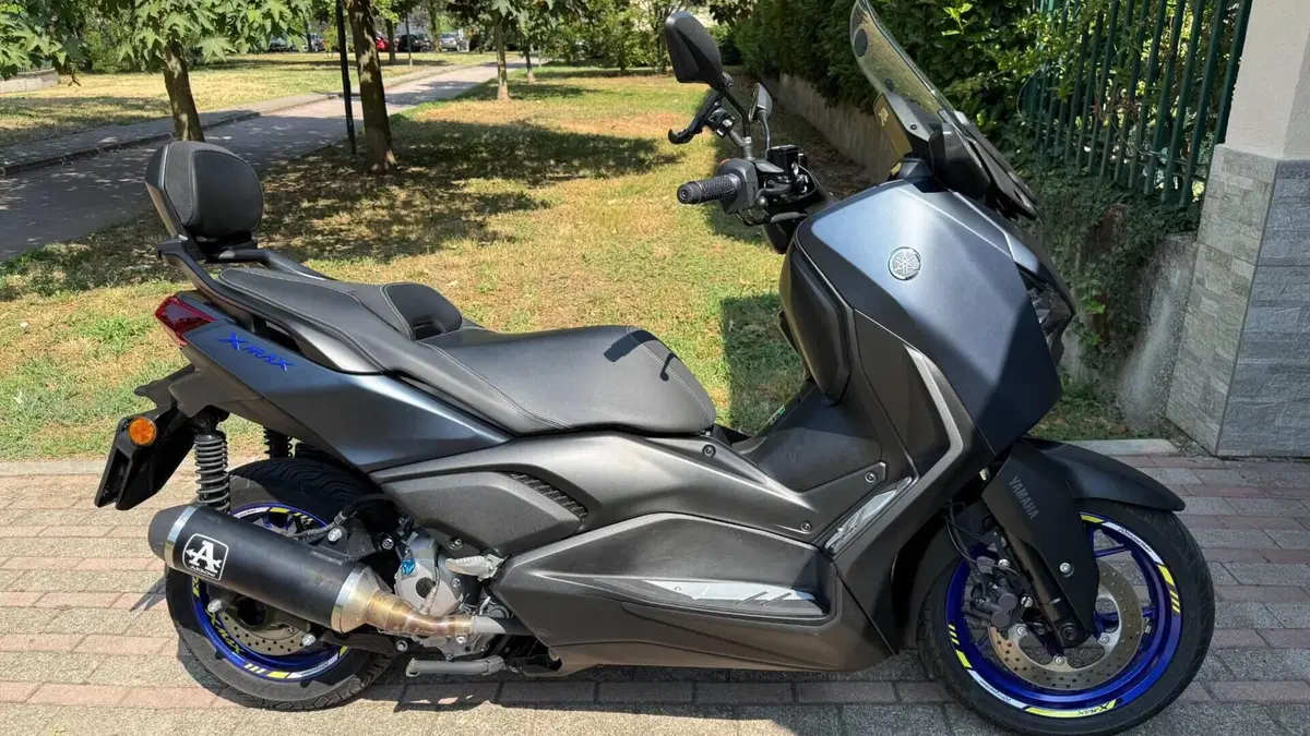 Yamaha X-Max 300 (2021 - 24)  (6)