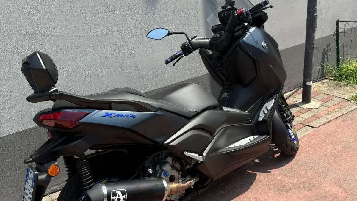Yamaha X-Max 300 (2021 - 24)  (7)