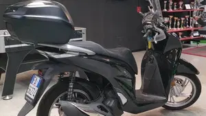 Honda SH 150i (2020 - 23)  (2)