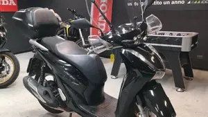 Honda SH 150i (2020 - 23)  (3)