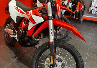 KTM 690 Enduro R (2026) - Annuncio 10072132