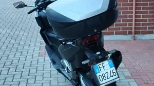 Honda Forza 750 DCT (2021 - 24)  (4)