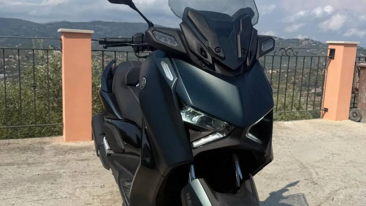 Yamaha X-Max 300 Tech Max (2021 - 24) 