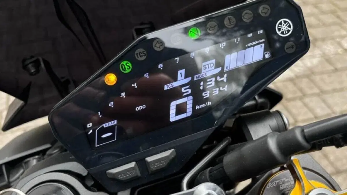 Yamaha MT-09 SP (2018 - 20)  (10)
