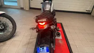 Ducati Scrambler 800 Classic (2017 - 18) 