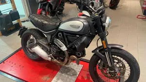Ducati Scrambler 800 Classic (2017 - 18)  (4)