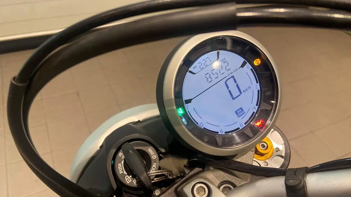 Ducati Scrambler 800 Classic (2017 - 18)  (8)