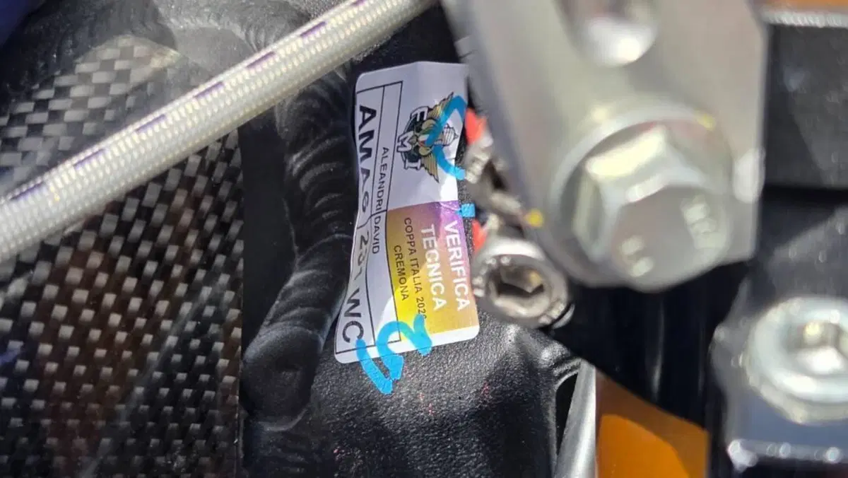 Yamaha YZF R6 Race (2022 - 26)  (2)
