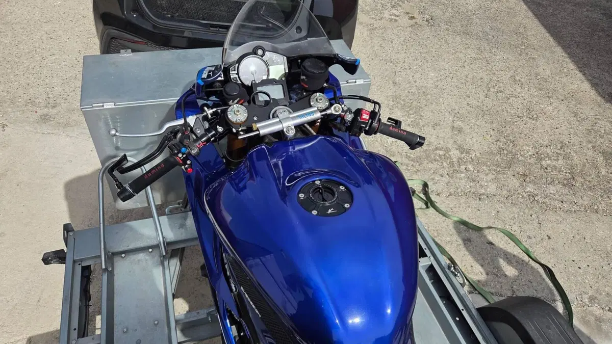 Yamaha YZF R6 Race (2022 - 26)  (3)