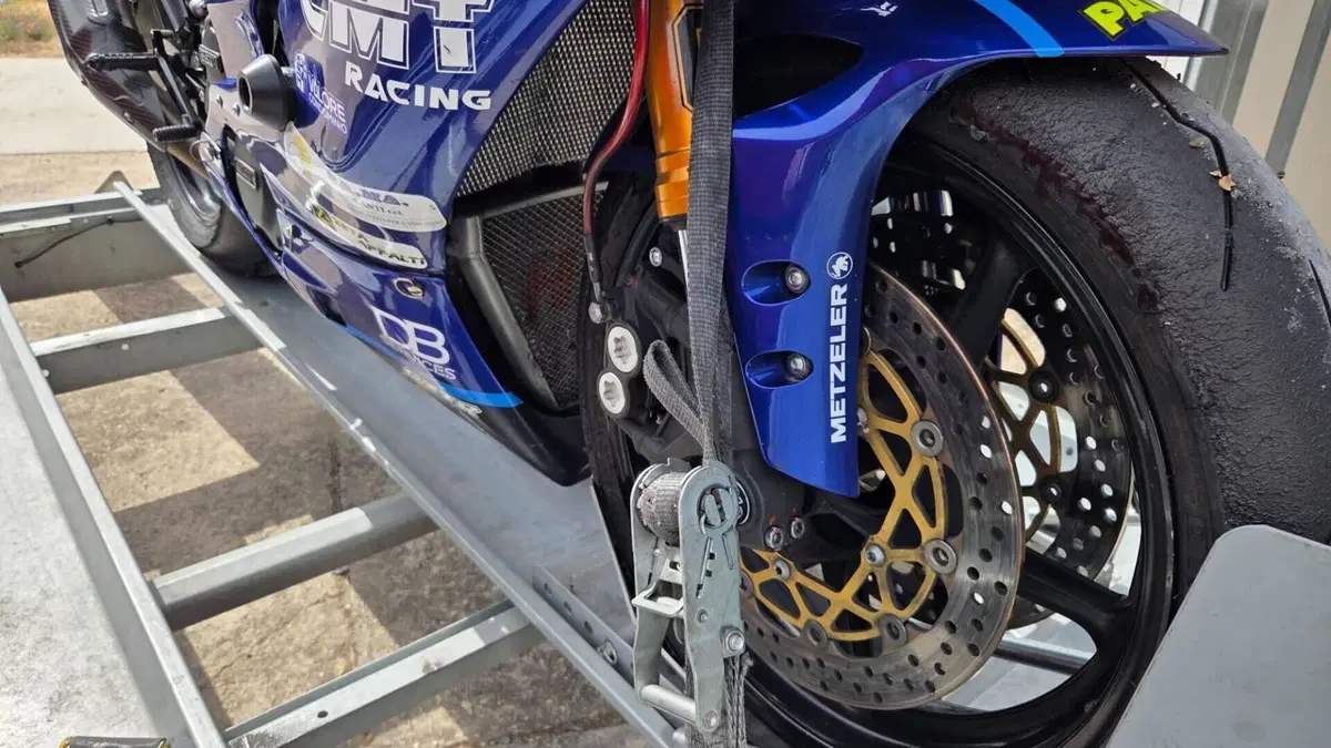 Yamaha YZF R6 Race (2022 - 26)  (13)