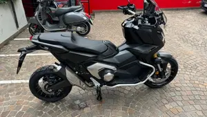 Honda X-ADV 750 DCT Adventure (2021 - 24) 