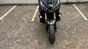 Honda X-ADV 750 DCT Adventure (2021 - 24)  (6)