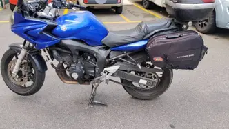 Yamaha FZ6 Fazer (2004 - 07) usata