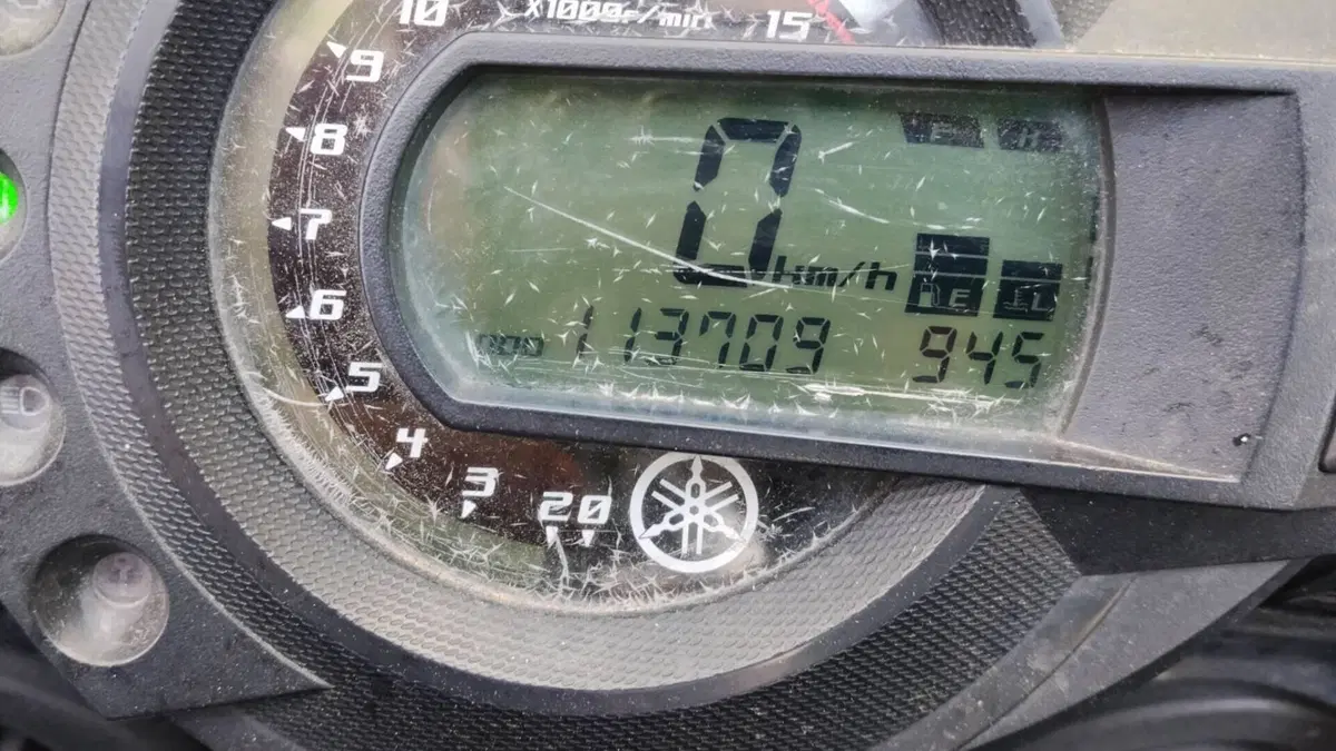 Yamaha FZ6 Fazer (2004 - 07)  (5)