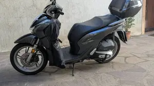 Honda SH 150i (2020 - 23) 