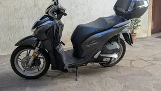 Honda SH 150i (2020 - 23) usata