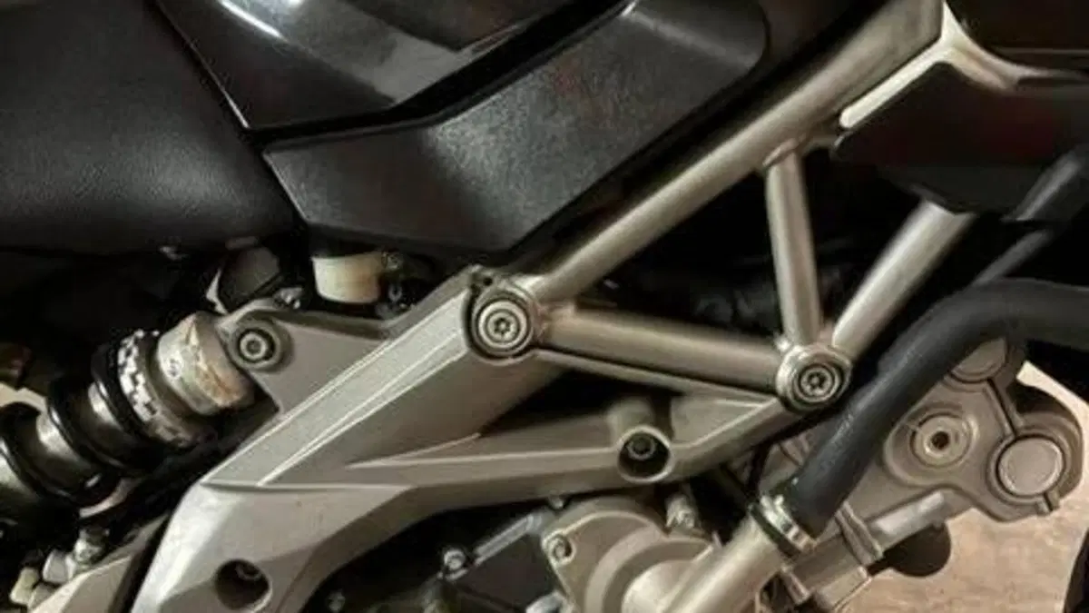 Aprilia Shiver 750 GT (2009 - 11)  (4)