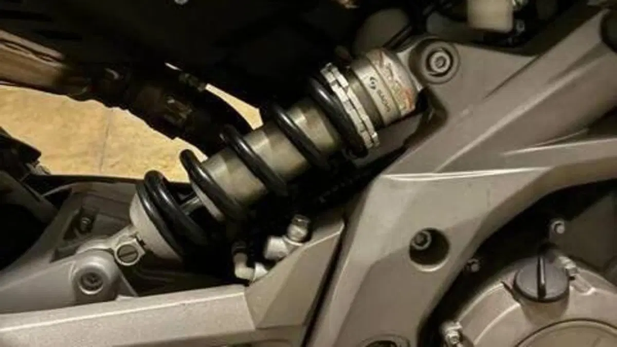 Aprilia Shiver 750 GT (2009 - 11)  (8)