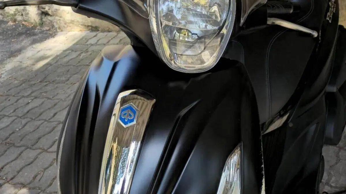 Piaggio Beverly 350 Police ABS-ASR (2018 - 20)  (3)