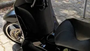 Piaggio Beverly 350 Police ABS-ASR (2018 - 20)  (8)