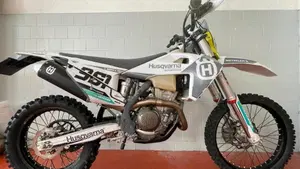 Husqvarna FE 350 (2023)  (2)