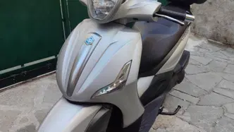 Piaggio Beverly 300 i.e. ABS-ASR (2016 - 20)