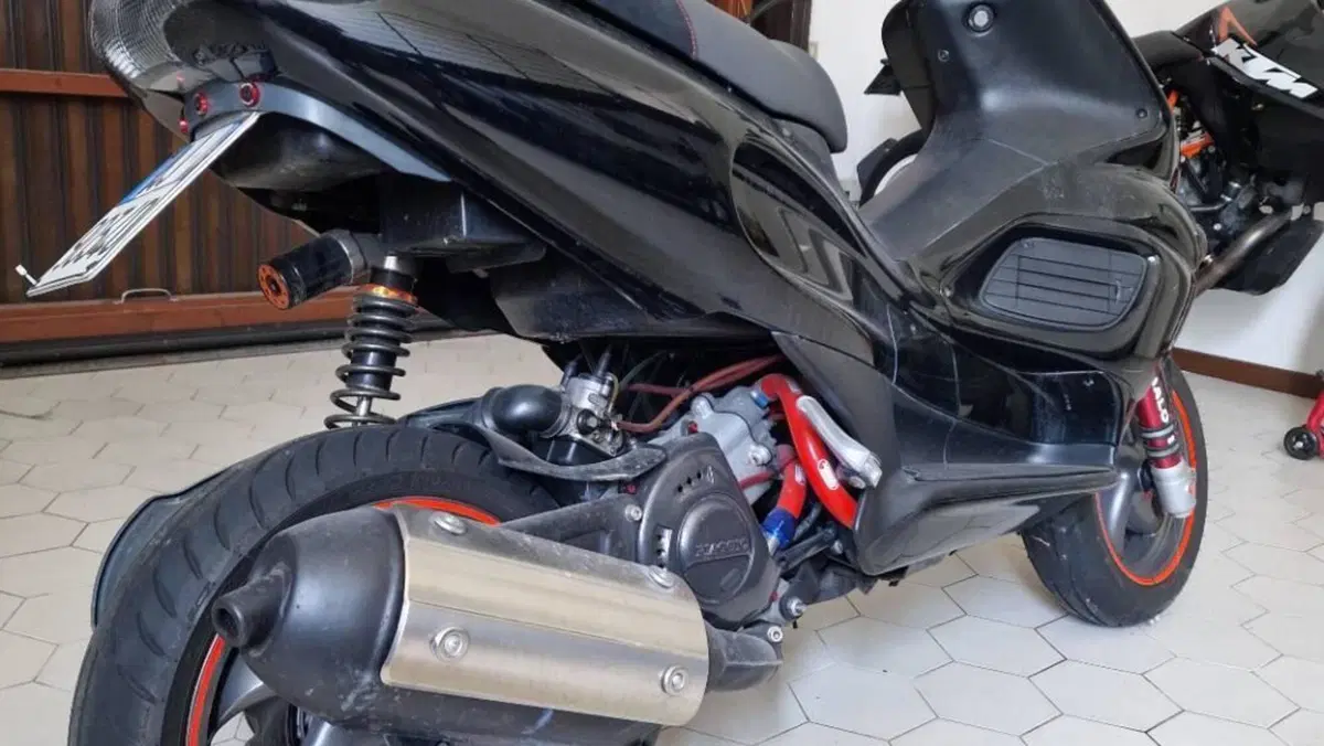 Gilera Runner 180 FXR Kat  (2)